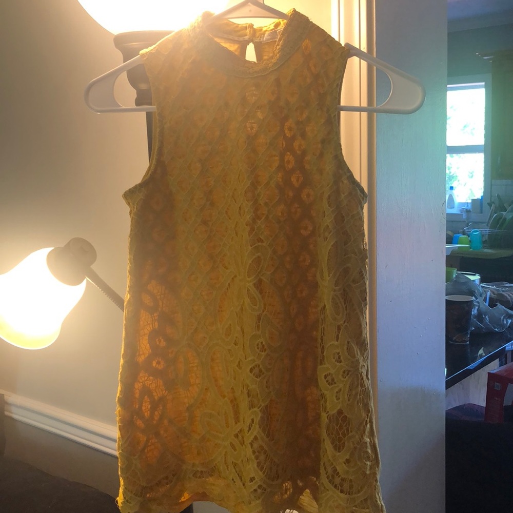 Adorable dress top